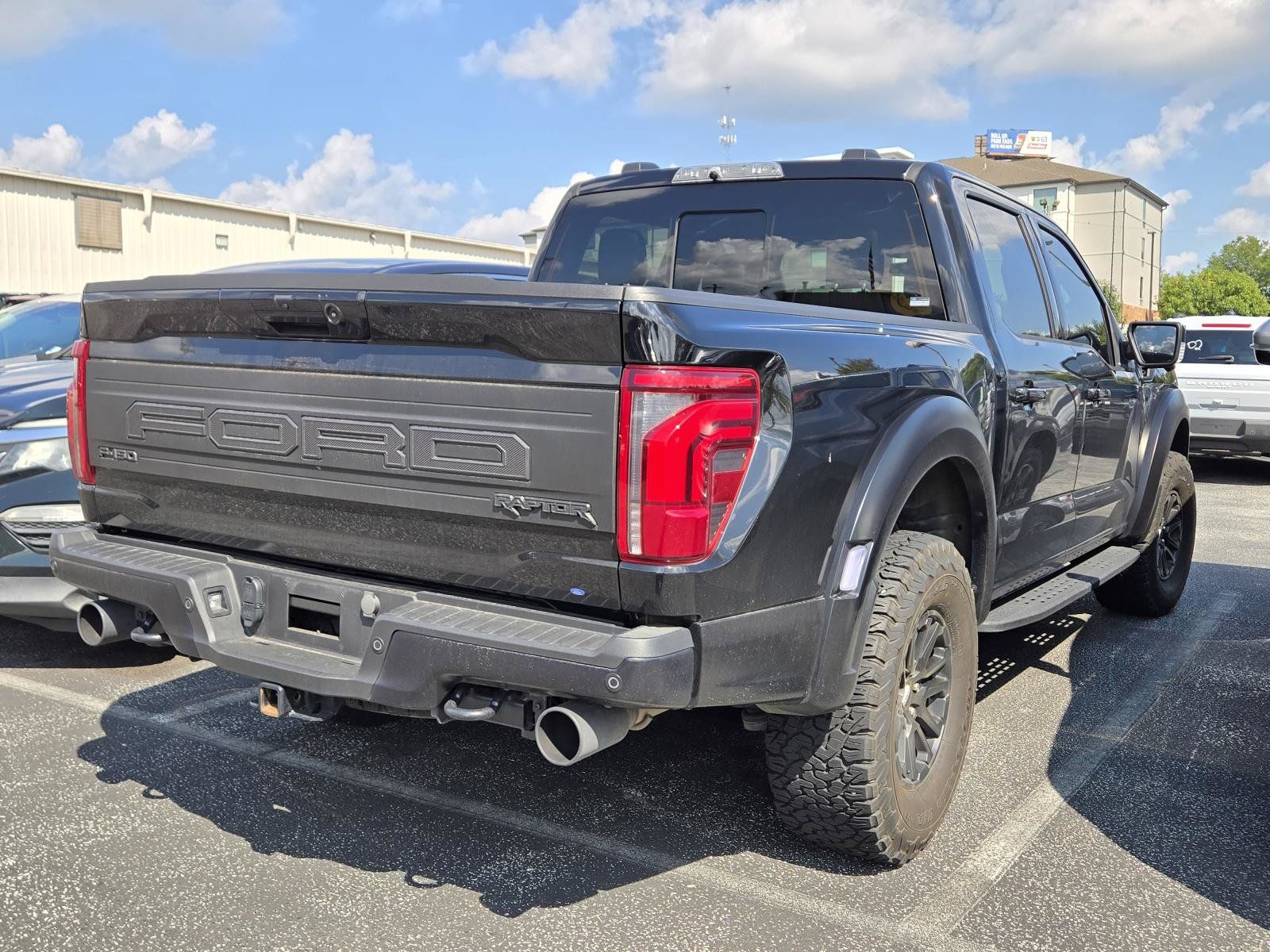 Used 2025 Ford F150 Raptor AWD/4WD image 4