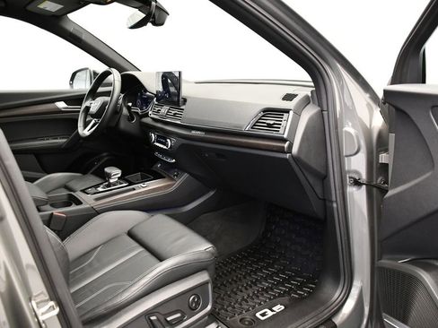 Certified 2023 Audi Q5 2.0T Premium Plus w/ Premium Plus Package image 48