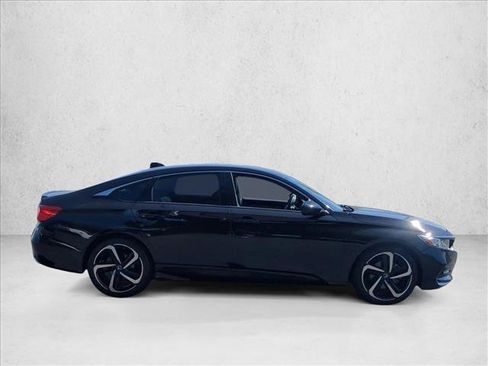 Used 2019 Honda Accord Sport image 9