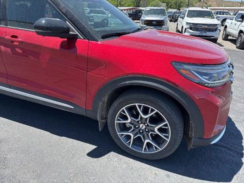 Certified 2025 Ford Explorer Platinum w/ Ultimate Package AWD/4WD image 2