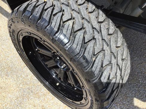 Used 2021 Chevrolet Silverado 1500 LT Trail Boss w/ Convenience Package II image 12