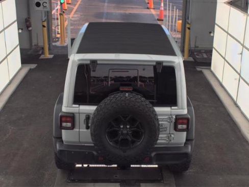 Used 2024 Jeep Wrangler Unlimited Sport AWD/4WD image 6