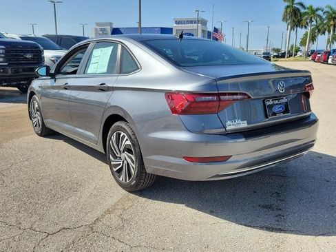 Used 2020 Volkswagen Jetta SEL FWD image 4
