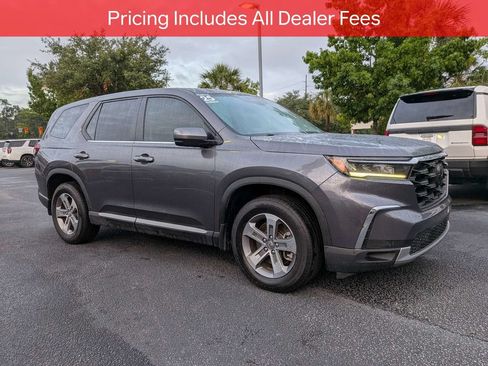 Used 2025 Honda Pilot EX-L image 2