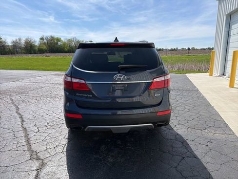 Used 2016 Hyundai Santa Fe SE w/ Option Group 02 AWD/4WD image 4