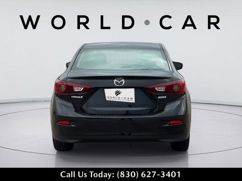 Used 2018 MAZDA MAZDA3 Touring FWD image 6