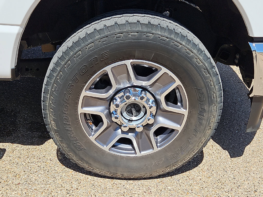 Used 2024 Ford F250 Lariat w/ FX4 Off-Road Package AWD/4WD image 13
