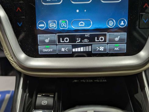 Used 2025 Subaru Outback Limited XT image 30