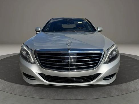 Used 2016 Mercedes-Benz S 550 S 550 4MATIC Sedan 4D image 2