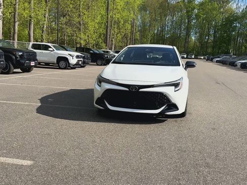 New 2026 Toyota Corolla SE FWD image 3