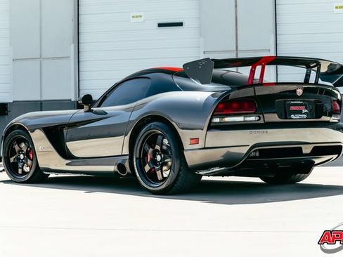 Used 2010 Dodge Viper ACR RWD image 64
