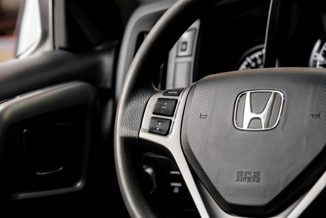 Used 2012 Honda Ridgeline RTS image 17