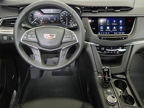 New 2026 Cadillac XT5 Luxury w/ LPO, Floor Liner Package FWD image 13