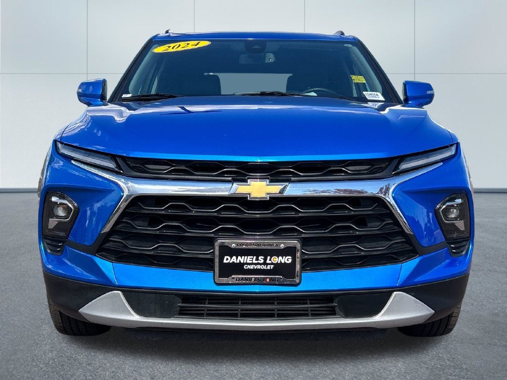 Used 2024 Chevrolet Blazer LT AWD/4WD image 3