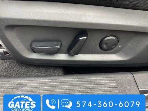 Used 2024 Nissan Rogue SV AWD/4WD image 15