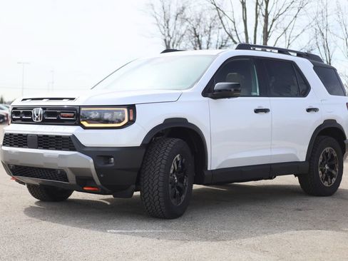 New 2026 Honda Passport TrailSport Elite image 3