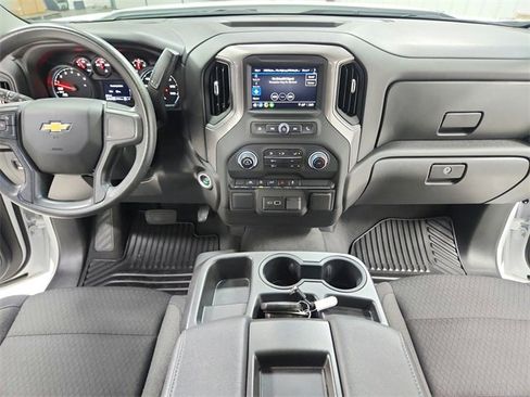 Used 2025 Chevrolet Silverado 1500 Custom image 24