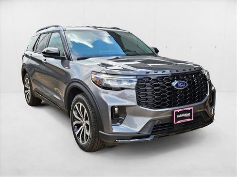 New 2025 Ford Explorer ST-Line image 7