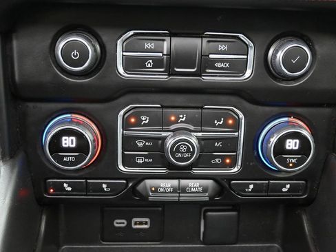 Used 2023 Chevrolet Tahoe RST w/ Luxury Package image 31