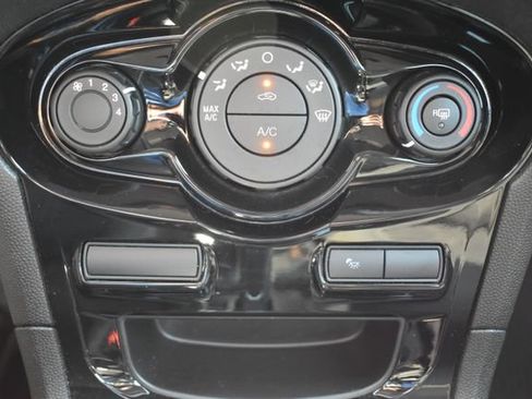 Used 2019 Ford Fiesta SE w/ Equipment Group 201A FWD image 27