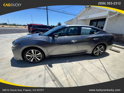Used 2023 Nissan Maxima SV w/ Floor Mat Group FWD image 6
