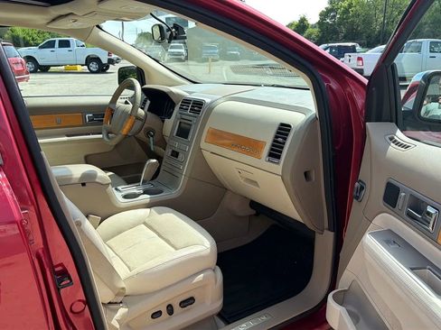 Used 2007 Lincoln MKX AWD image 18