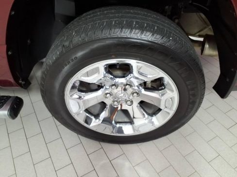 Used 2023 RAM 1500 Big Horn AWD/4WD image 8