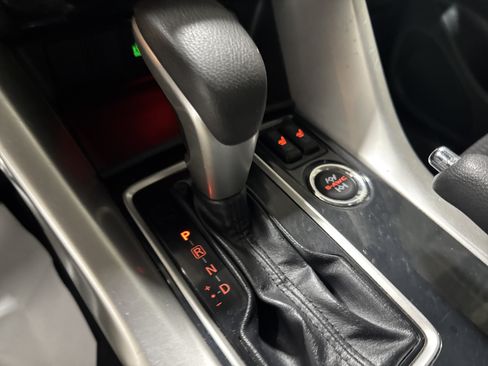 Used 2022 Mitsubishi Eclipse Cross LE AWD/4WD image 22
