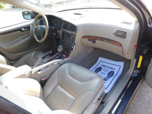 Used 2006 Volvo XC70 image 23