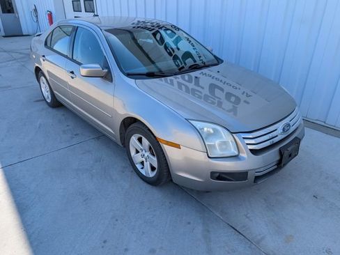 Used 2008 Ford Fusion SE FWD image 6