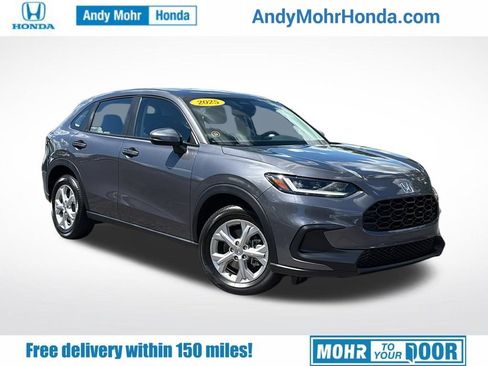 Used 2025 Honda HR-V LX image 1
