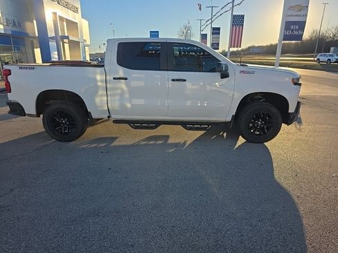 Used 2019 Chevrolet Silverado 1500 LT Trail Boss image 4