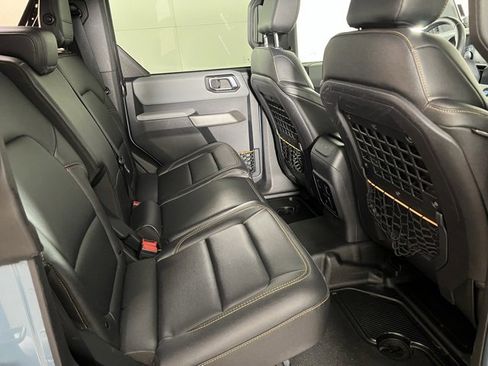 Used 2023 Ford Bronco Badlands image 15