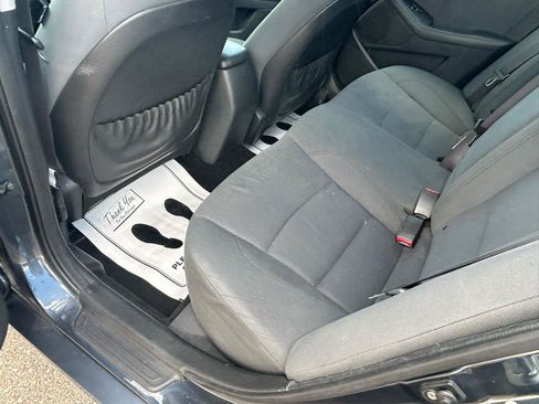 Used 2015 Kia Optima LX FWD image 9