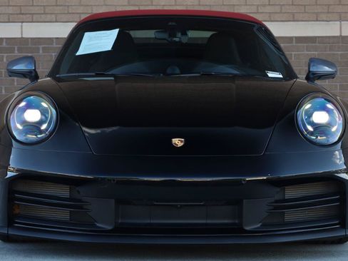 Used 2026 Porsche 911 Carrera T RWD image 7