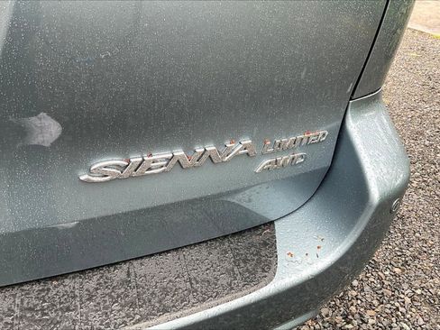 Used 2006 Toyota Sienna XLE Limited AWD/4WD image 23