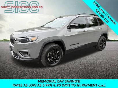 Used 2023 Jeep Cherokee Altitude Lux