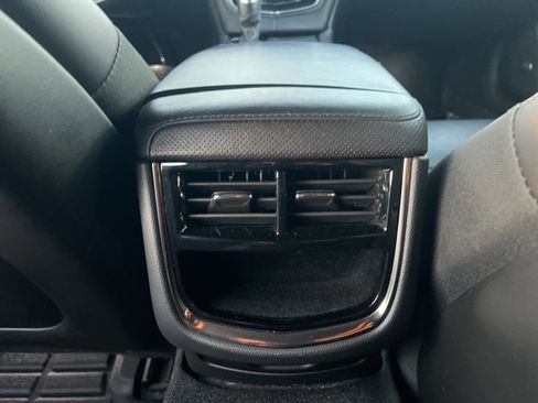 Used 2018 Cadillac CTS Luxury image 18