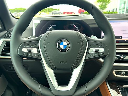 New 2026 BMW X5 xDrive40i w/ Climate Comfort Package AWD/4WD image 18