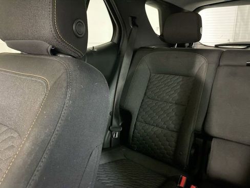 Used 2020 Chevrolet Equinox LT w/ Driver Convenience Package image 13