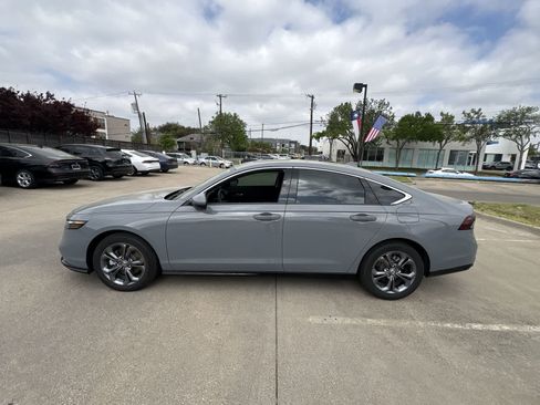 Used 2025 Honda Accord EX-L image 11