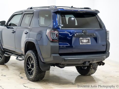 Used 2016 Toyota 4Runner Trail image 9