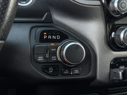Used 2025 RAM 1500 Warlock AWD/4WD image 26