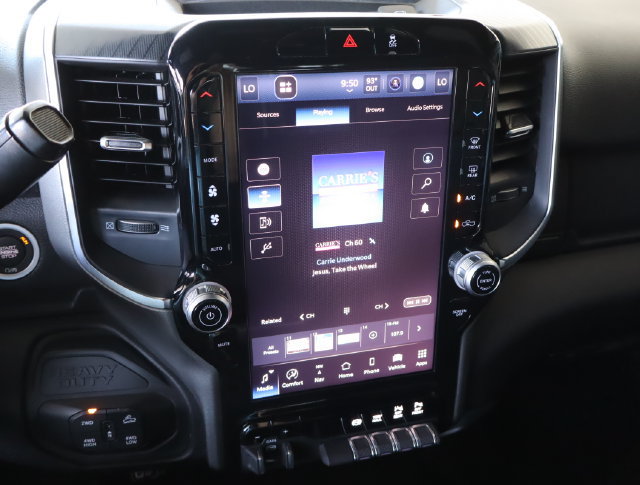 Used 2025 RAM 2500 Big Horn AWD/4WD image 35