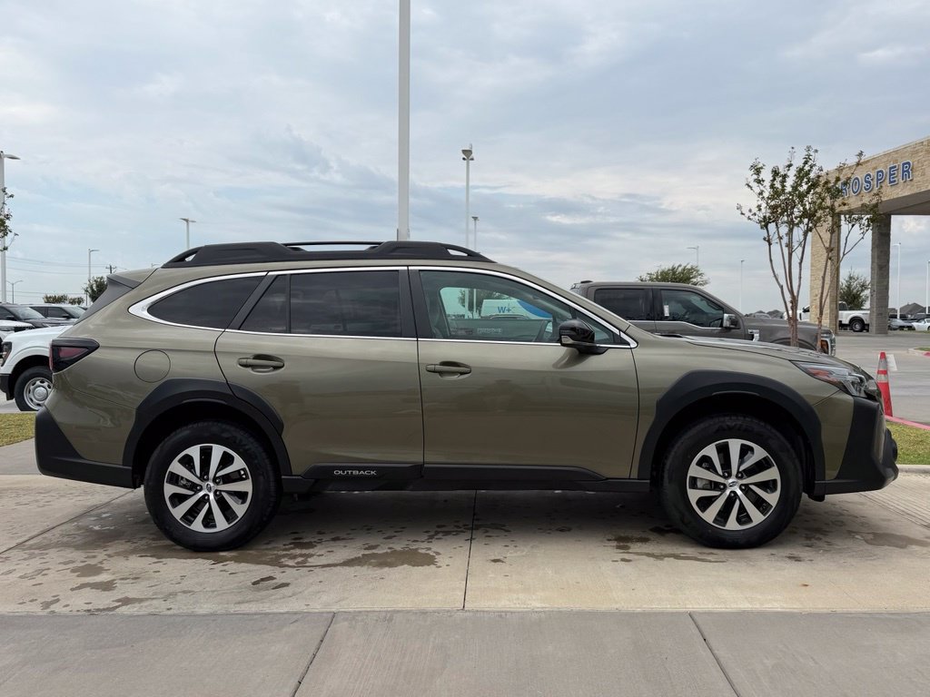 Used 2024 Subaru Outback Premium AWD/4WD image 19
