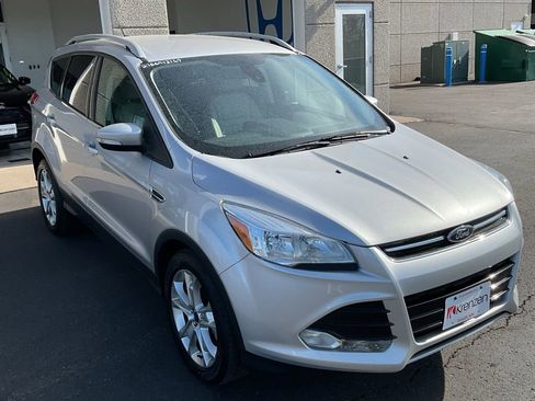 Used 2016 Ford Escape Titanium AWD/4WD image 3