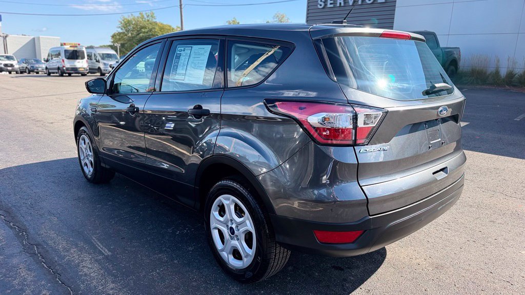 Used 2017 Ford Escape S FWD image 5