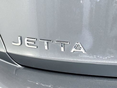 Used 2022 Volkswagen Jetta Sport image 23