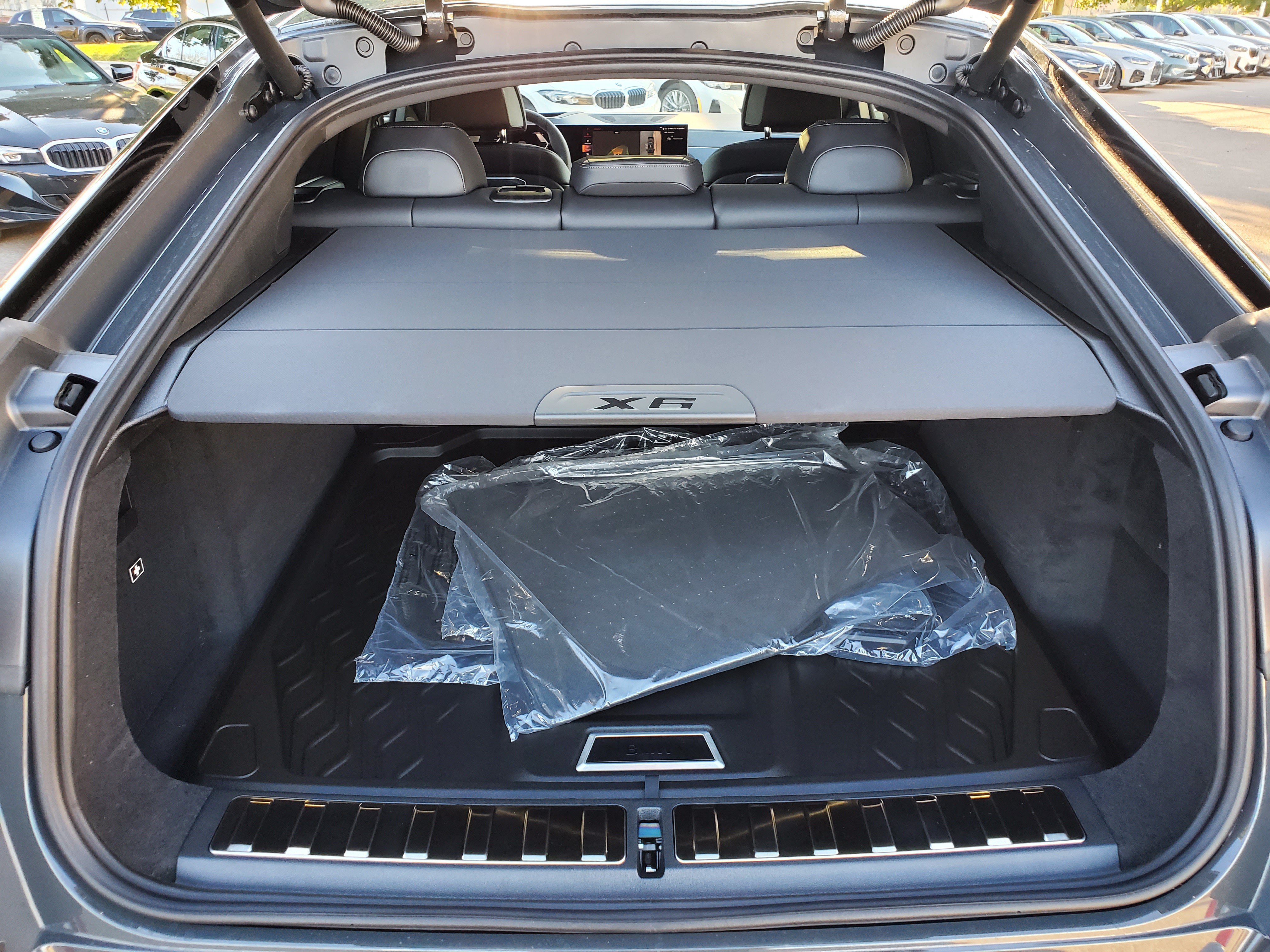 New 2027 BMW X6 M60i w/ Executive Package AWD/4WD image 35