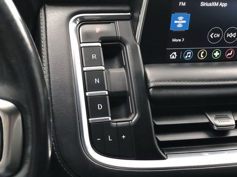 Used 2021 Chevrolet Suburban LT w/ LT Signature Plus Package image 20